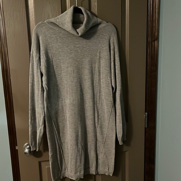 Lole turtleneck sweater dress, light grey, medium - Picture 1 of 3
